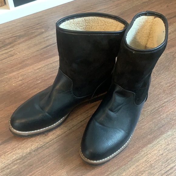 Nautica fleece-lined Booties - Picture 2 of 4